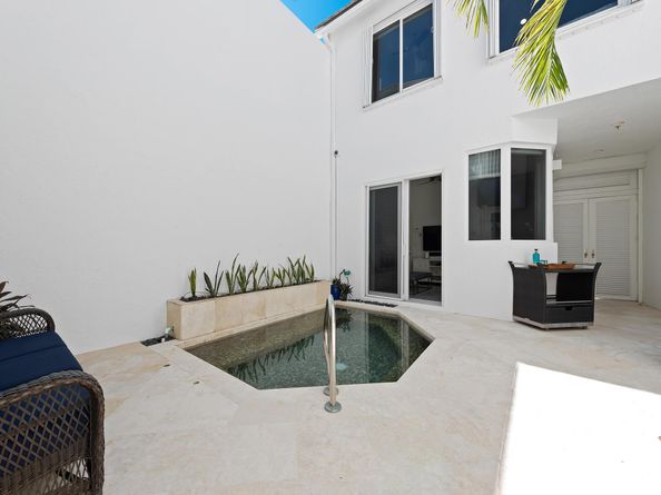 2115 S Ocean Boulevard 10, Delray Beach FL 33483