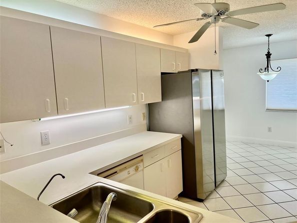 9587 Weldon Cir 204, Tamarac FL 33321