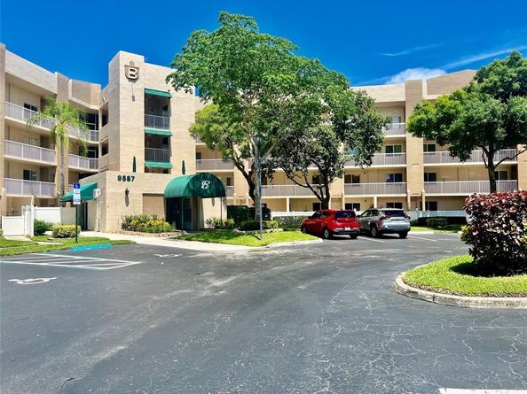 9587 Weldon Cir 204, Tamarac FL 33321
