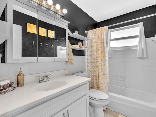 3540 SW 12th Ct, Fort Lauderdale FL 33312