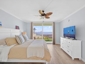 100 Paradise Harbour Boulevard 204, North Palm Beach FL 33408