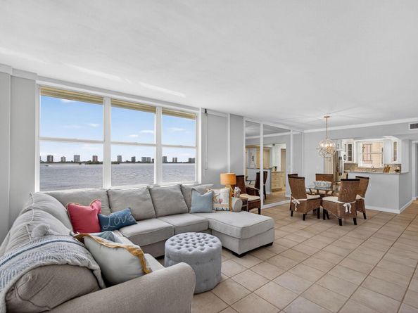 100 Paradise Harbour Boulevard 204, North Palm Beach FL 33408