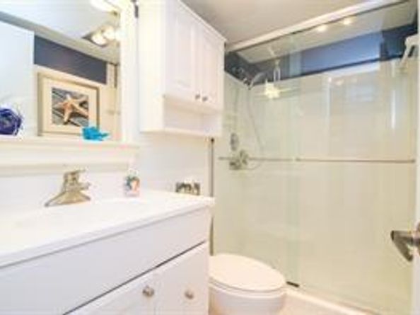 298 SE 6th Ave 9, Pompano Beach FL 33060