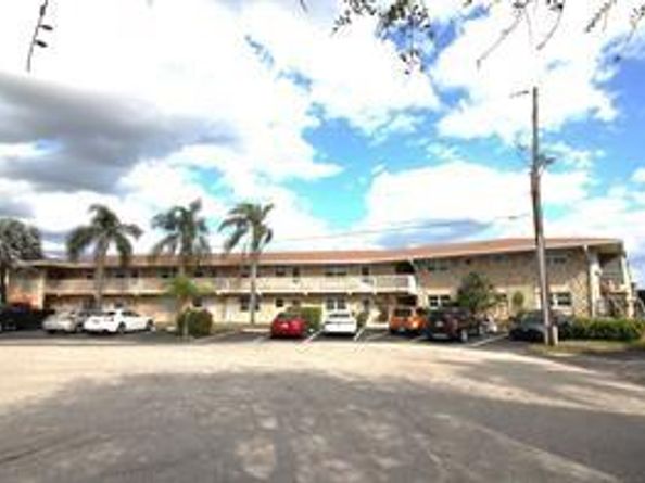 298 SE 6th Ave 9, Pompano Beach FL 33060