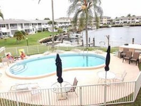 298 SE 6th Ave 9, Pompano Beach FL 33060