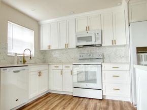 3590 Via Poinciana 614, Lake Worth FL 33467