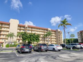 3590 Via Poinciana 614, Lake Worth FL 33467