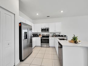 6933 Harbours Edge Avenue, Lake Worth FL 33467