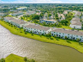 6933 Harbours Edge Avenue, Lake Worth FL 33467