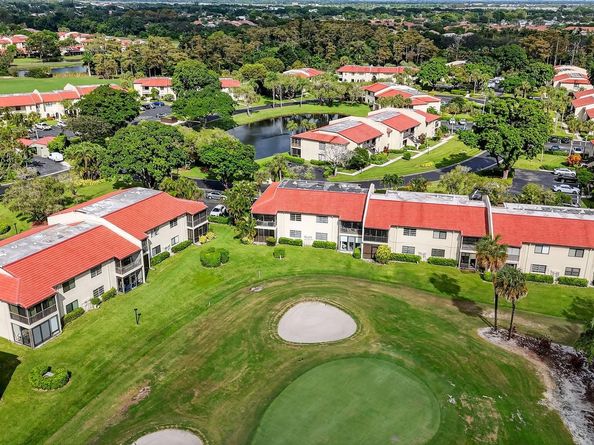 21219 Lago Cir J5, Boca Raton FL 33433