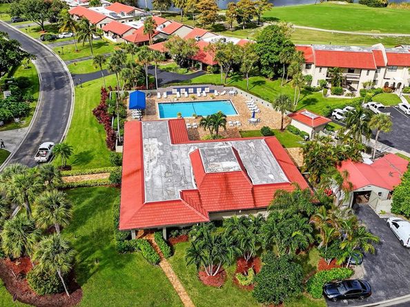 21219 Lago Cir J5, Boca Raton FL 33433