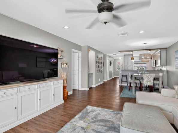 21219 Lago Cir J5, Boca Raton FL 33433