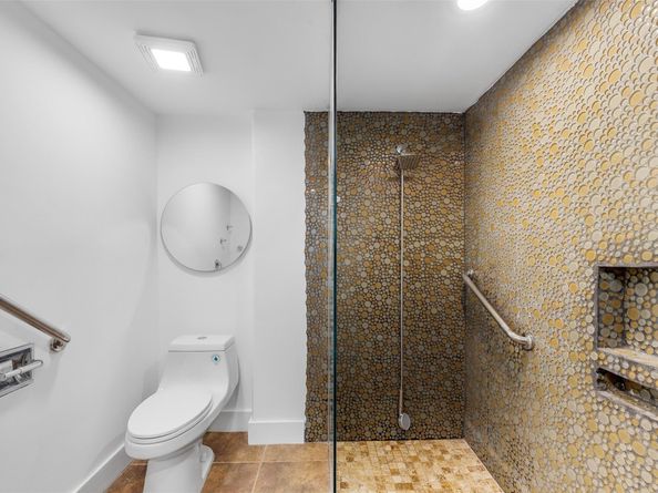 6840 SW 3rd St, Miami FL 33144