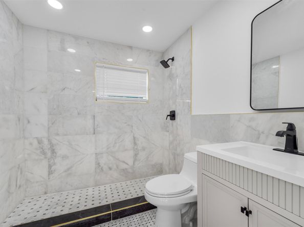 6840 SW 3rd St, Miami FL 33144