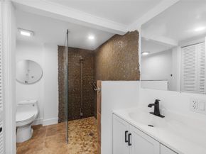 6840 SW 3rd St, Miami FL 33144