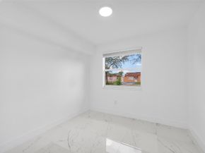 6840 SW 3rd St, Miami FL 33144