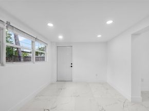 6840 SW 3rd St, Miami FL 33144