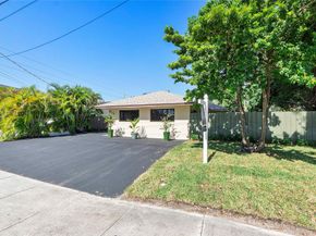 617 NE 38th St, Oakland Park FL 33334