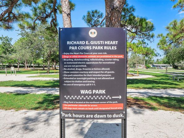 617 NE 38th St, Oakland Park FL 33334