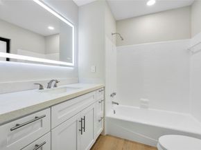 617 NE 38th St, Oakland Park FL 33334