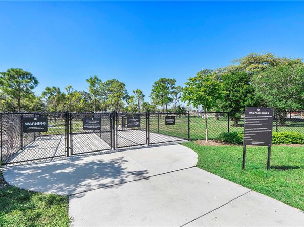 617 NE 38th St, Oakland Park FL 33334