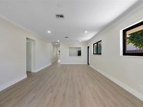 617 NE 38th St, Oakland Park FL 33334