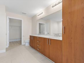 1945 S Ocean Dr 509, Hallandale Beach FL 33009