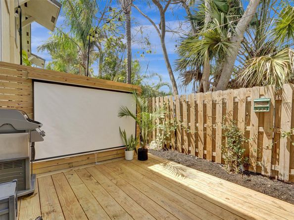 424 NE 1st Avenue, Pompano Beach FL 33060