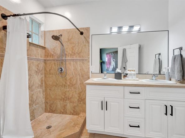 424 NE 1st Avenue, Pompano Beach FL 33060