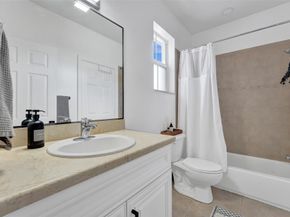 424 NE 1st Avenue, Pompano Beach FL 33060