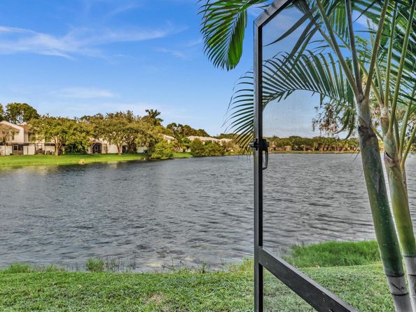 1381 NW 99th Ave 172, Pembroke Pines FL 33024