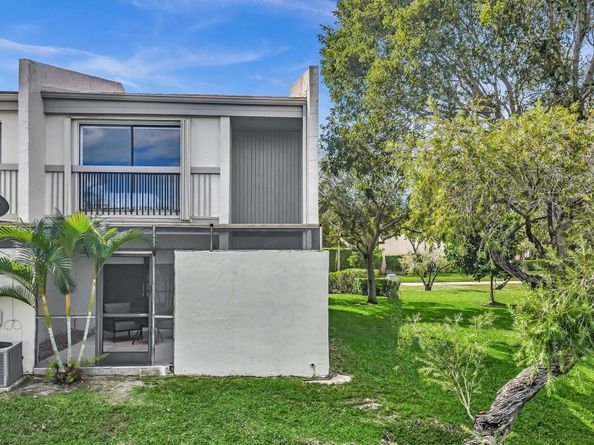 1381 NW 99th Ave 172, Pembroke Pines FL 33024