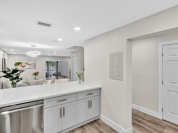 1381 NW 99th Ave 172, Pembroke Pines FL 33024