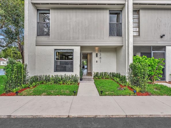 1381 NW 99th Ave 172, Pembroke Pines FL 33024