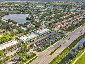 1381 NW 99th Ave 172, Pembroke Pines FL 33024