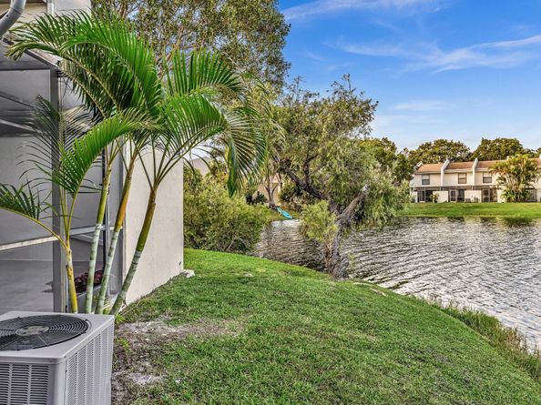 1381 NW 99th Ave 172, Pembroke Pines FL 33024