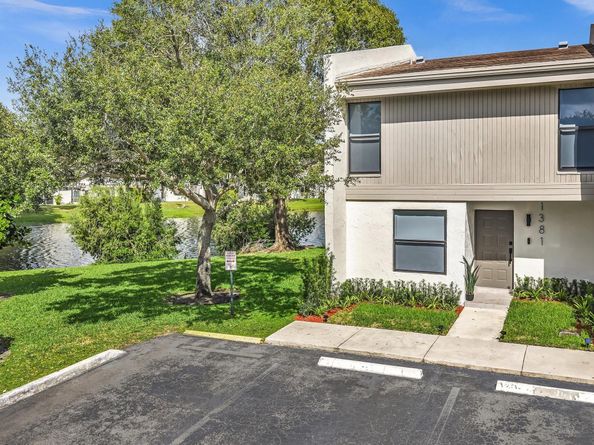 1381 NW 99th Ave 172, Pembroke Pines FL 33024