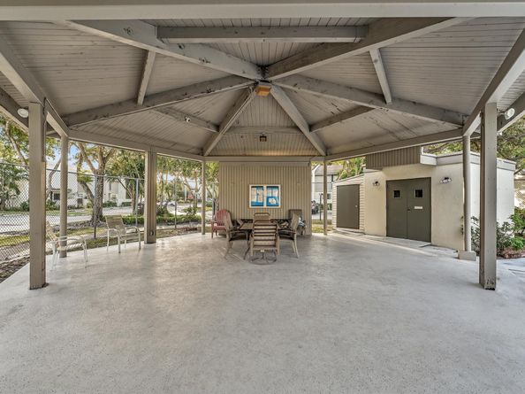 1381 NW 99th Ave 172, Pembroke Pines FL 33024