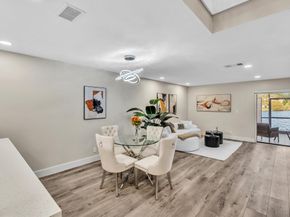 1381 NW 99th Ave 172, Pembroke Pines FL 33024