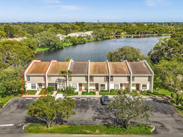 1381 NW 99th Ave 172, Pembroke Pines FL 33024