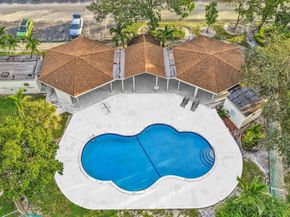 1381 NW 99th Ave 172, Pembroke Pines FL 33024