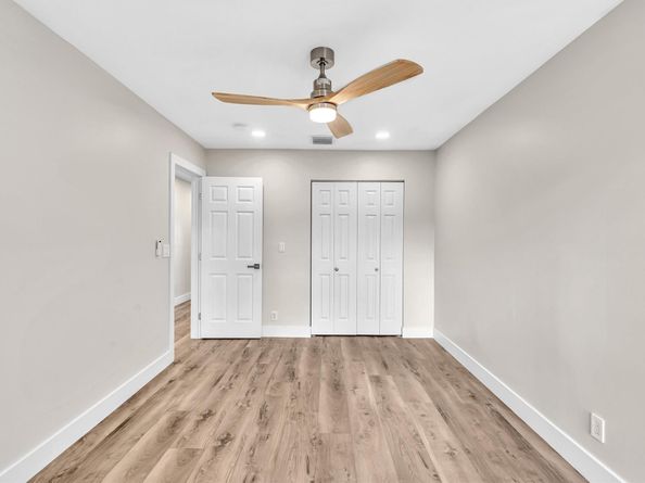 1381 NW 99th Ave 172, Pembroke Pines FL 33024