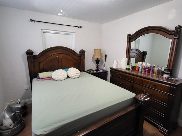 2330 NE 1st Ave, Pompano Beach FL 33060