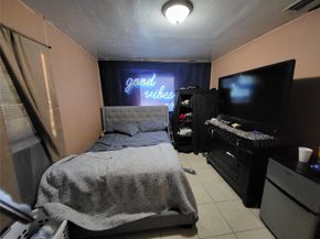 2330 NE 1st Ave, Pompano Beach FL 33060