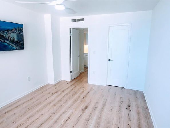 4200 N Ocean Drive 11106, Riviera Beach FL 33404