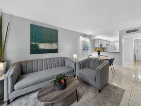 2920 NE 8th Ter 103, Oakland Park FL 33334