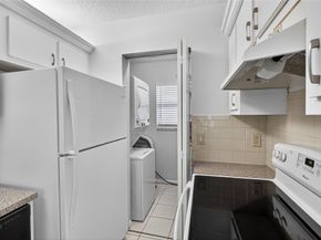 2920 NE 8th Ter 103, Oakland Park FL 33334