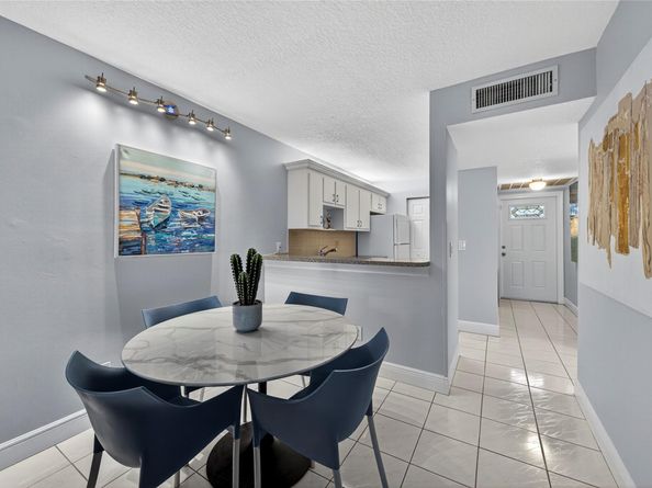 2920 NE 8th Ter 103, Oakland Park FL 33334