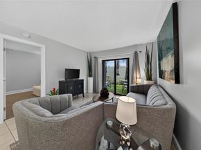 2920 NE 8th Ter 103, Oakland Park FL 33334