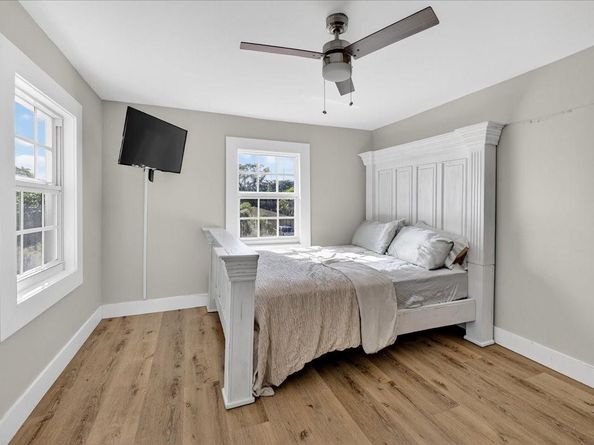 819 Lytle St, West Palm Beach FL 33405